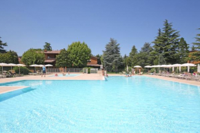  Appartamenti Punta Grò  Сирмионе
